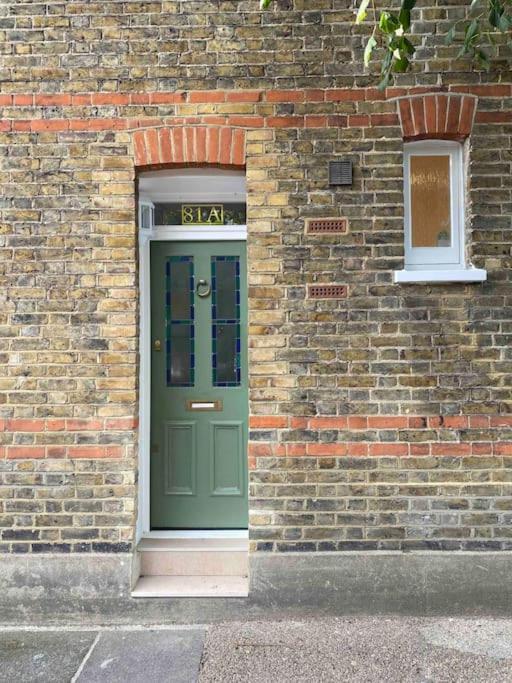 Interior Designed Flat Near Kew Botanical Gardens Apartment London Exterior photo